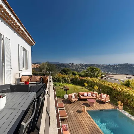 Deluxe With Garden Pool And Sea View Nizza