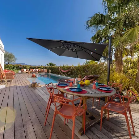 Deluxe With Garden Pool And Sea View *